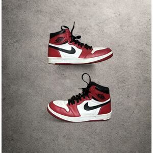 Air Jordan 1 Mid - CHICAGO COLORWAY